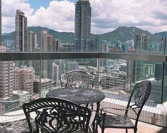 O'Hotel - Hong Kong - Balcony