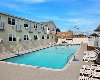 Grove Hotel - Cherry Grove - Piscina