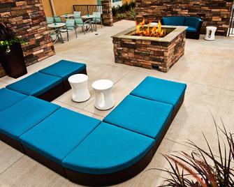 Springhill Suites Mobile - Mobile - Patio