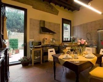 Ada B&B - Ferrara - Dining room
