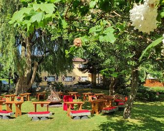 Binzhotel Ordenskapelle Ostsee Rittergut Rügen - Остзебад Бинц