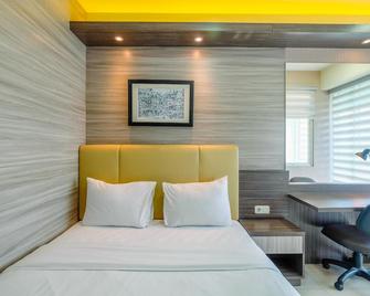 Comfortable Studio Room At Grand Kamala Lagoon Apartment - Bekasi - Schlafzimmer