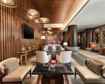 Intercontinental Lijiang Ancient Town Resort - Lijiang - Lounge