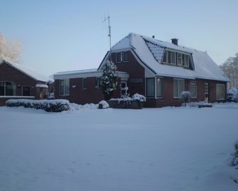 Hotel & Restaurant 'T Holt - Diepenheim - Building