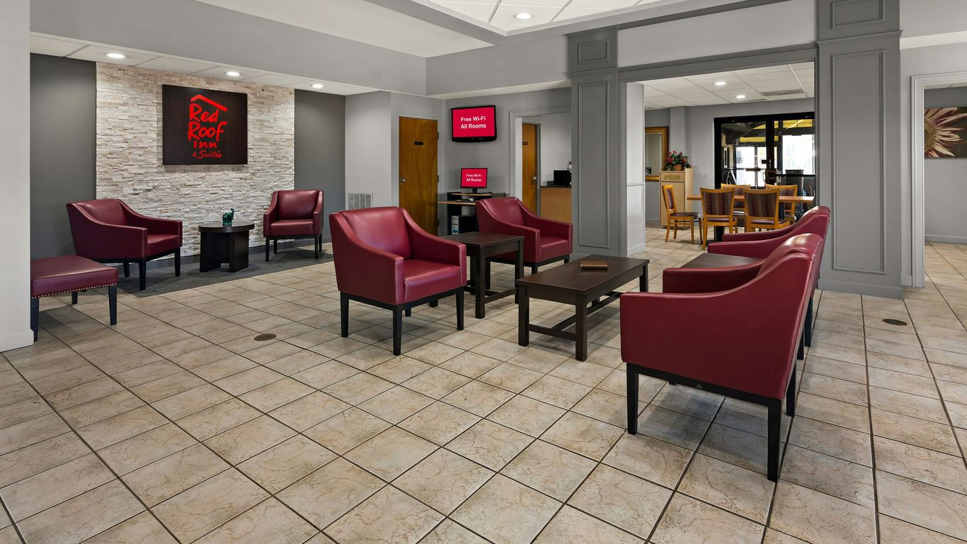 Red Roof Inn & Suites Monroe, Nc