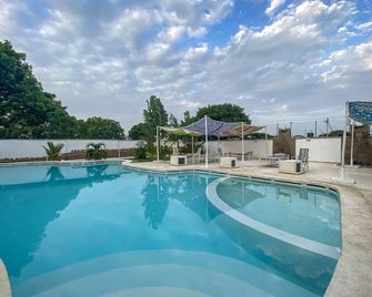 Aqua Resort - Diani Beach - Pool