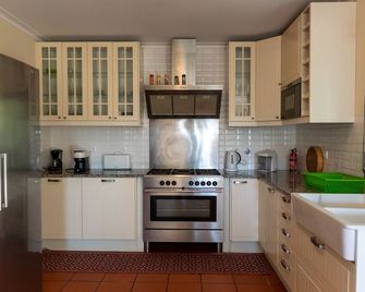 Spacious Villa in Vila Nova de Gaia - Vila Nova de Gaia - Cuisine