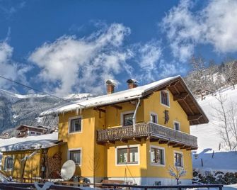 Budget Chalet Alpine - Apartment B - Zell am See - Edificio