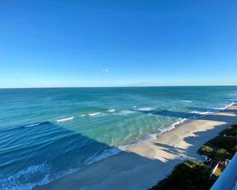 Radisson Suite Hotel Oceanfront, FL - Melbourne - Playa