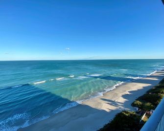 Radisson Suite Hotel Oceanfront, FL - Melbourne - Pantai