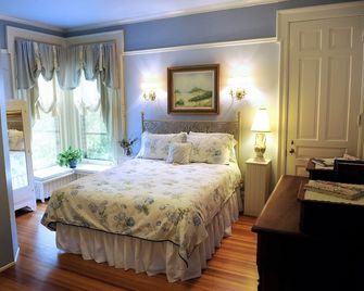 The Oliver Inn - South Bend - Bedroom