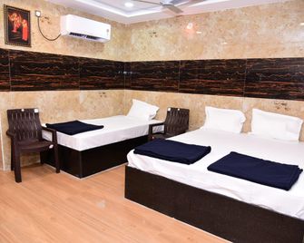 Gpg Grand Residency - Mantralayam - Bedroom
