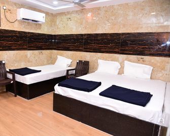 Gpg Grand Residency - Mantralayam - Habitación