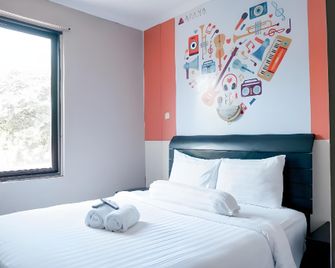 보텔 호텔 툴룬가궁 - 똘릉아궁 - 침실