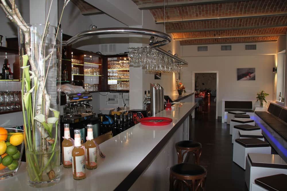 Hotel Vierseithof Luckenwalde - Luckenwalde - Bar