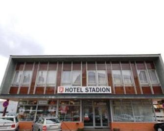 Hotel Stadion Hradec Králové - Hradec Králové - Building