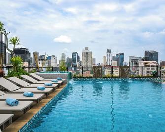 Phnom Penh 51 Hotel & Residences - Phnom-Penh - Zwembad