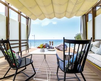 Dyo Suites - Rétino - Balcón