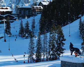 Les 3 Vallees, A Beaumier Hotel - Courchevel - בניין