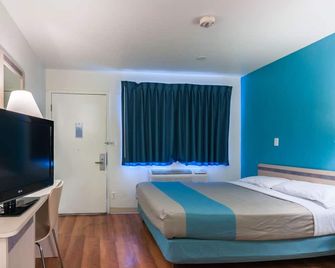Motel 6 Green River Ut - Green River - Schlafzimmer