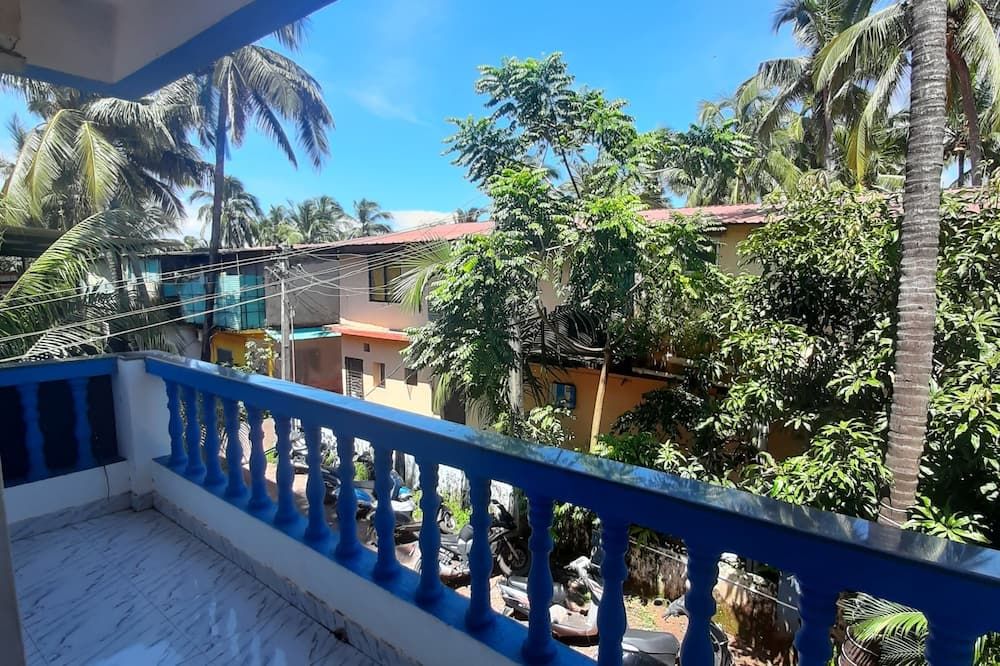 Casa Almeida Guest House - קנדולים - מרפסת