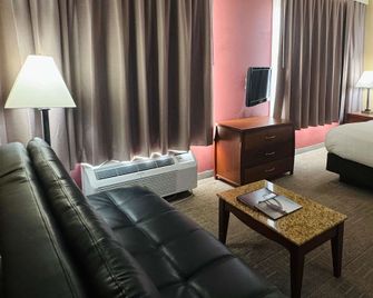 Best Western Plus Hannaford Inn & Suites - Cincinnati - Schlafzimmer