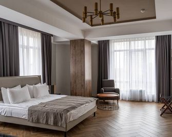 Five Hotel - Бішкек - Спальня