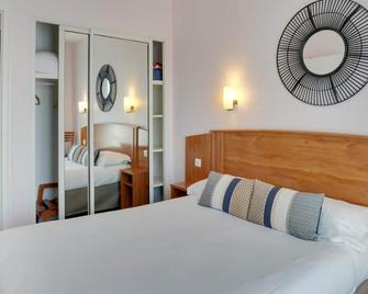 Brit Hotel Europ Bergerac - Bergerac - Sypialnia