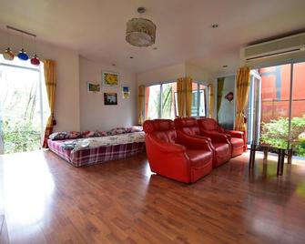 Energy Resort - Nakhon Sawan - Habitación