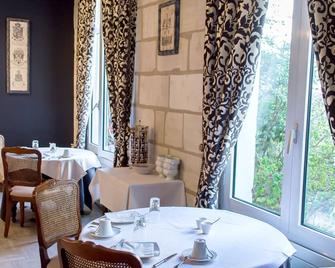 Logis Hotel Restaurant Le Cheval Blanc - Chenonceaux