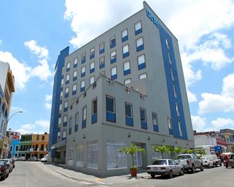 ون فيلاهيرموسا سنترو - فيلاهيرموسا - مبنى