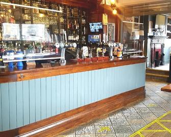 The Dolphin Hotel - Whitby - Bar