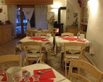 Agriturismo La Decima - Trient - Restaurant