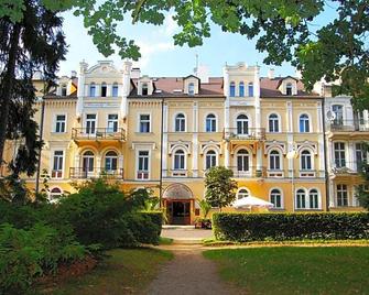 Lazensky dum Erika - Franzensbad - Gebäude
