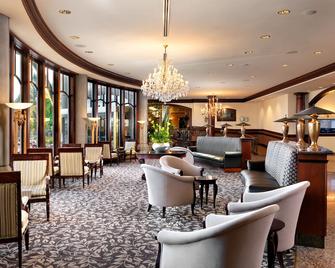 Hotel Grand Pacific - Victoria - Lobby