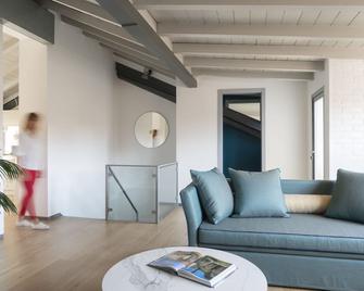 Brera Apartments in San Fermo - Milán - Sala de estar