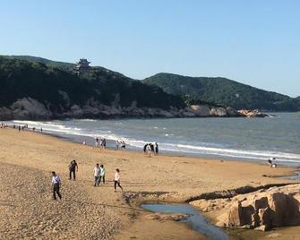Putuo Mountain Jingya Guesthouse - Zhoushan - Playa