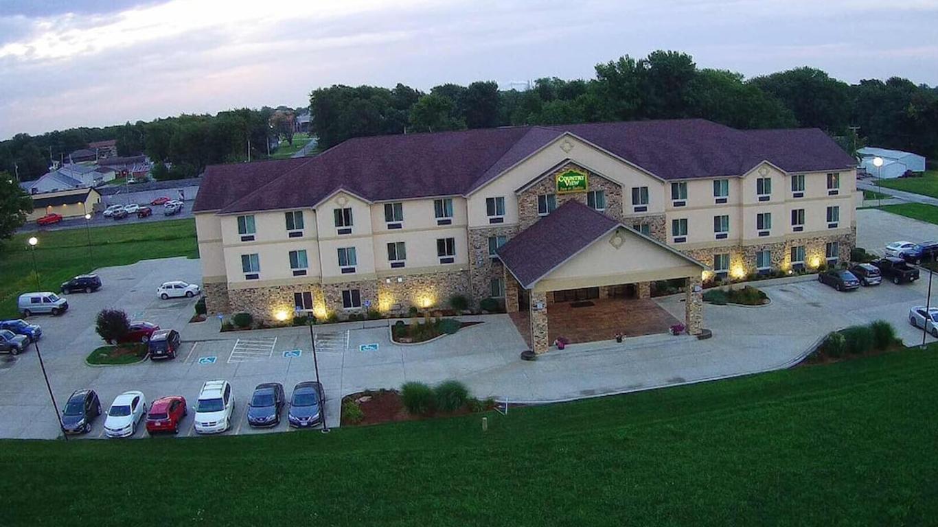 Countryview Inn & Suites