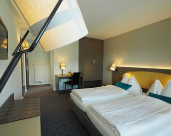 Hotel Holiday Thun - Thun - Camera da letto