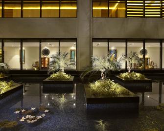 The Lalit Great Eastern Kolkata - Calcuta - Recepción