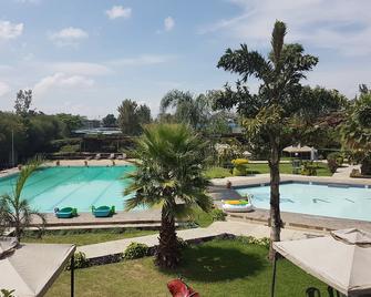 Kivu Resort - Nakuru - Piscina