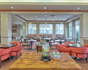 Hilton Garden Inn Laramie - Laramie - Lounge