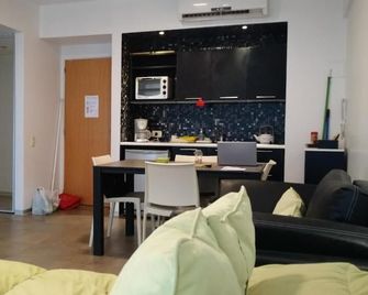 Concord Pilar Apart Suite 313 Almendros - Pilar - Sala de estar