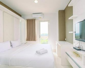 Comfort Stay Studio at 6th Floor Sentul Tower Apartment - Babakan Madang - Bedroom