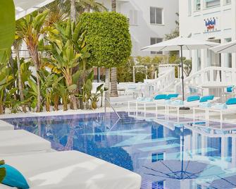 Hotel Mim Ibiza & Spa - Adults Only - איביזה - בריכה