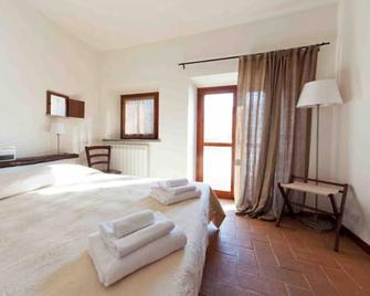 La Perticara Agriturismo - Acquasparta - Habitación