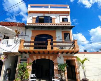 Hotel Sueno Maya - Isla Mujeres - Edificio