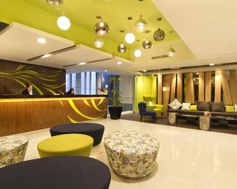 Bonnet Hotel Surabaya - Soerabaja - Lobby