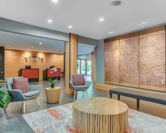 Kwa'lilas Hotel - Port Hardy - Lounge