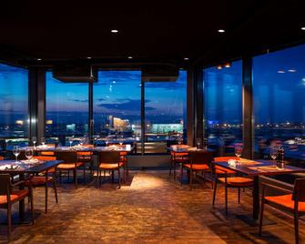 Radisson Blu Hotel Sheremetyevo Airport Moscow - Moskou - Restaurant